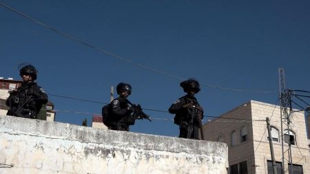 الشرطة الاسرائيلية : اعتقال 13 شاب من العيساوية بالقدس